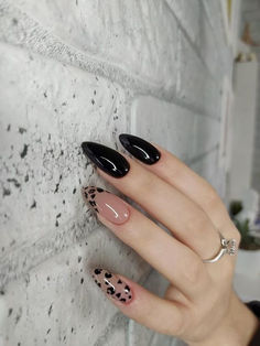 Nagellack Trends, Subtle Nails, Matte Nails Design, Blush Nails, Almond Acrylic Nails, White Nail, Pretty Acrylic Nails