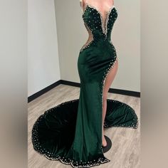 Like New Only Used For Photoshoot. Luxury Velvet Gown With Crystal Embellishments, High Split With Skin Tone Mesh, Corset Back With Built In Bra. Mesh Corset, Velvet Gown, Corset Back, Crystal Embellishment, Skin Tone, Dress Collection, Skin Tones, Embellishments, Built In