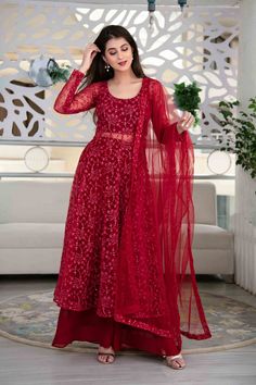 Anarkali With Palazzo, Red Anarkali Suits, Shaurya Sanadhya, Golden Lehenga, Red Anarkali, Black Lehenga, Red Eyeshadow, Net Dress, Food Carving