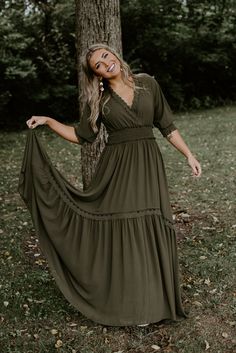 ECB Exclusive: Most Admired Maxi Dress , Olive Green – Everyday Chic Boutique Wedding Guest Outfit Plus Size, Boho Wedding Guest Outfit, Boho Wedding Guest, Dress Olive Green, Outfit Plus Size, Mid Length Sleeves, Everyday Chic, Fall Photoshoot, Maxi Dress Green