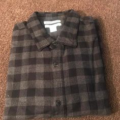 Size Xl Nwt Flannel Shirt Black Relaxed Fit Collared Flannel Shirt, Black Collared Flannel Shirt For Winter, Gray Long Sleeve Flannel Shirt For Fall, Gray Casual Shirt For Fall, Black Flannel Top For Fall, Black Cotton Relaxed Fit Flannel Shirt, Gray Cotton Shirt For Fall, Casual Gray Fall Shirt, Casual Gray Shirt For Fall