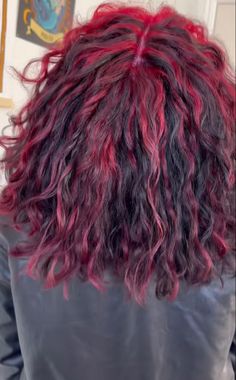 Chunky Highlights On Curly Hair, Curly Highlights, Chunky Highlights, Red Hair Inspo, Red Curly Hair, Dyed Red Hair