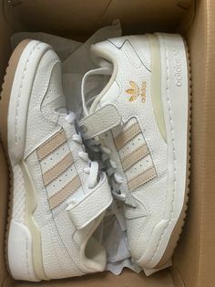 Summer Presents, Adidas Forum Low, Forum Low, Trendy Shoes Sneakers, Adidas Forum, Fresh Shoes, Hype Shoes