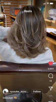 New Layered Haircuts, Layered Above Shoulder Haircut, Medium Length Hair With Layers Back View, Layered Collarbone Length Hair, Waterfall Layers Haircut Short, French Brown Hair, Mid Length Hair With Layers V Shape, Hair Cuts Shoulder Length With Layers, Layered Hair Back