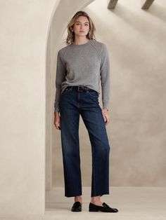 Ultra High-Rise Wide-Leg Jean | Banana Republic Factory Casual Office Outfits, Outfits For Women Summer, Office Outfits Women Casual, Women Summer Shoes, Office Casual Outfit, Office Outfits Women, Banana Republic Factory, Casual Work Outfits, Water Quality