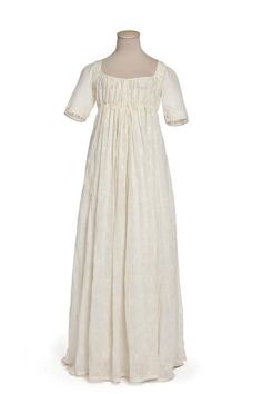 1800s Dresses, 1790s Fashion, Embroidered Linen Dress, 1800's Dress, Regency Era Fashion, Regency Fashion, Regency Period, Period Outfit