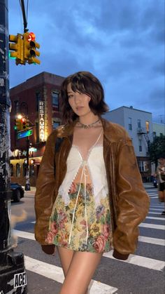 Artsy Fashion Aesthetic, Bestdressed Ashley, Ashley Best Dressed, Professional Overthinker, Autumn Fits, Thrifted Outfits, Grunge Room, Concert Fits, 90s Aesthetic