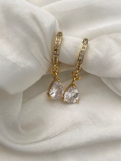 Gold Pear-shaped Teardrop Earrings With Sparkling Stones, Gold Sparkling Dangle Teardrop Earrings, Gold Teardrop Earrings With Sparkling Stones, Gold Teardrop Crystal Earrings With Sparkling Stones, Gold Sparkling Cubic Zirconia Teardrop Earrings, Prom Gold, Prom Earrings, Prom Jewelry, Dangly Earrings