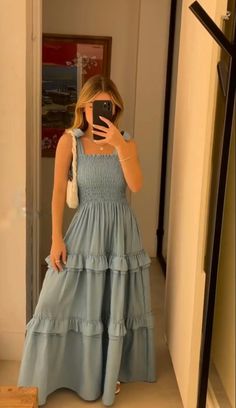 Cute Long Dresses Casual Simple, Casual Summer Midi Dress, Long Spring Dresses Casual, Easter Outfit Inspo Church, Trendy Summer Outfits 2024 Women, Homemaker Aesthetic Outfits, Women’s Spring Dresses, Passover Outfits For Women, Cute Summer Dresses Long