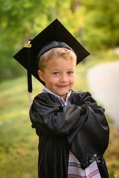 Kokomo Indiana Kindergarten Cap & Gown Photography Kids Cap And Gown Pics, Kinder Grad Photoshoot, Daycare Graduation Pictures, Boy Kindergarten Graduation Pictures, Kindergarten Graduation Pictures Boys, Pre K Graduation Ideas Pictures, Preschool Graduation Ideas Pictures, Toddler Graduation Pictures, Diy Kindergarten Graduation Pictures