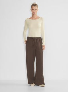 LODGE PANT | Aritzia Aritzia Wilfred Pants, Olive Mini Skirt, Fall Activewear, Japanese Crepe, Japanese Crepes, Wilfred Pants, Fall Staples, Fall Denim, Statement Bag