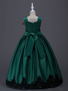 Princess Style Sleeveless Gown For Prom, Princess Style Sleeveless Prom Gown, Elegant Sleeveless Ball Gown For Dress-up, Sleeveless Princess Dress With Fitted Bodice, Elegant Sleeveless Ball Gown For Formal Occasions, Elegant Sleeveless Green Princess Dress, Elegant Sleeveless Dress-up Ball Gown, Sleeveless Green Ball Gown For Wedding, Elegant Green Princess Dress For Prom