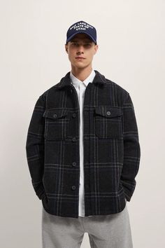 Plaid Flannel Outfit Men, Plaid Overshirt Outfit, Shackets For Men, Plaid Jacket Outfit Men, Mens Winterwear, Flannel Men Outfit, Overshirt Men Outfit, Mens Overshirt, Plaid Jacket Outfit