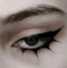 Maquillage Goth, Black And White Makeup, White Makeup