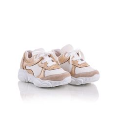 Step into a world of golden elegance with our Gold Toddler Girl Shoes - a stunning combination of style and comfort for your little one. These Baby Gold Sneakers are meticulously crafted with care, featuring a luxurious blend of leather and fashion-forward design. Whether it's playtime or a special event, these Gold Baby Girl Shoes redefine toddler footwear with their chic and timeless appeal. Designed for both comfort and trendsetting flair, these Leather Toddler Sneakers are the epitome of fashion-forward footwear. The gold hue adds a touch of sophistication, making them an ideal choice for any occasion. These Girl Sneakers, crafted in soft leather, are the perfect balance of playful and stylish, ensuring your little one steps into every adventure with grace. Complete your child's wardro Toddler Sneakers Girl, Girl Sneakers, Girls Shoes Sneakers, Gold Sneakers, Sneakers Looks, Toddler Girl Shoes, Toddler Sneakers, Gold Shoes, Baby Sneakers