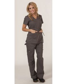 Koi Scrubs Katelyn Top - koi makes the best scrubs !! So cute Trendy Scrubs, Clinic Uniform, Cute Nursing Scrubs, Scrubs Pattern, Nurse Outfit