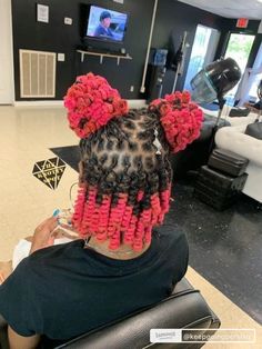 Pink Dreads, Short Dreadlocks Styles, Dreads Styles For Women, Loc Inspiration, Beautiful Locs, Beautiful Dreadlocks, Short Locs Hairstyles, Dreadlock Style, Dreadlock Styles