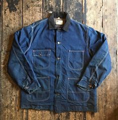 A rare and beautiful Vintage 1970s Sears Work Clothing Blanket Lined Denim Barn/Chore Jacket. Corduroy collar, two hand pockets and two breast pockets.  Size: Large  Wear: Very good condition  Pit to pit: 26 Inch Collar to hem (on back of item): 32 Inch  Arm: 25.5 Inch Shoulder: 19.5 Inch   We lovingly hand pick every vintage item for its age, uniqueness, coolness and style.  hope you like our finds. All of our items are vintage and may show signs of previous wear. Any significant wear, damage or marks will be photographed however we love a bit sunfade and a vintage repair, they just add character for us. We have a store in Brighton and you can also follow us on Instagram to keep up with our latest finds @salvageandsawdustco Jacket Corduroy, Work Clothing, Chore Jacket, Vintage 1970s, Brighton, Work Outfit, Work Wear, 1970s, Mens Jackets