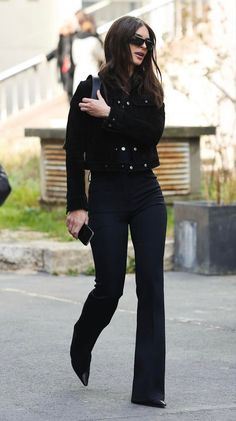 Emily Ratajkowski Outfits, Woman In Black, Monica Bellucci, Emily Ratajkowski, Looks Chic, 가을 패션, Mode Vintage, Winter Fashion Outfits, Outfits Casuales