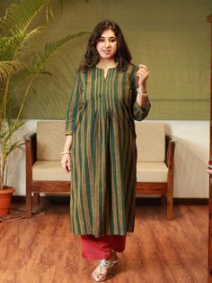 Plain Kurta Designs For Women Cotton, Aline Kurta Designs Women, Cotton Dress Pattern Indian Punjabi, Solid Kurta Designs Women, Plain Kurta Designs For Women, Solid Color Kurta For Women, Cotton Dress Pattern Indian, Punjabi Dress Design, Plain Kurti Designs