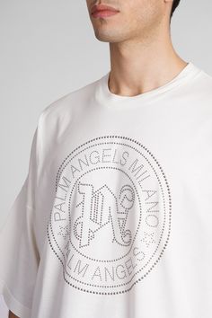 100% Cotton Luxury Crew Neck Top For Streetwear, Luxury Logo Print Crew Neck Top, Luxury Crew Neck Top With Logo Print, Designer Relaxed Fit Crew Neck Tops, Designer Oversized Logo Print Top, Designer Oversized Tops With Logo Print, Designer Oversized Graphic Print Tops, Burberry Shop, Barbour Steve Mcqueen