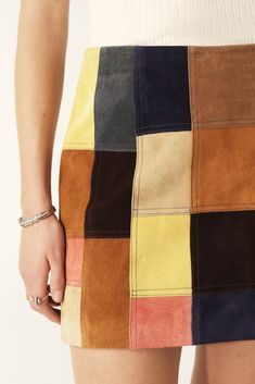 - Side zip fastening- Trapezoid cut- Patchwork in suede- Multicolored checkerboard effect- Visible topstitching- Made in Italy This item is made from leather obtained from a tannery certified by the protocol of the Leather Working Group. Festival Fitted Patchwork Skirt, Festival Cotton Skirt With Patchwork Details, Patchwork Leather Skirt, Spring Patchwork Mini Skirt, Multicolor Patchwork Midi Skirt, Leather Patchwork, Blazer And Skirt, Short T Shirt, Denim Shoes