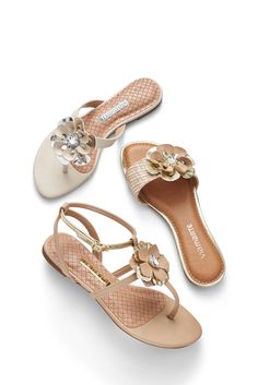 Ella Shoes, Recycled Shoes, Heel Sandals Outfit, Fancy Flats, Stunning Shoes, Wedding Shoes Heels, Sandals Flat, Shoe Inspiration