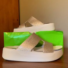 Step Up Your Style With These New Crocs Women's Platform Sandals, Size 7-10 Available! Dazzling With Glitter Straps And A Fresh White Platform, They Blend Comfort And Flair Perfectly. Comes Brand New With Tags And A Vibrant Green Crocs Bag. Grab Them Now To Add Some Sparkle To Your Steps! Summer Synthetic Sandals With Shimmer, Summer Shimmer Synthetic Sandals, Spring Sandals With Glitter Accents, Spring Synthetic Sandals With Glitter Accents, Casual Glitter Sandals For Spring, Casual Glitter Sandals With Synthetic Material, Casual Glitter Synthetic Sandals, Casual Glitter Sandals, Casual Glitter Sandals For Party