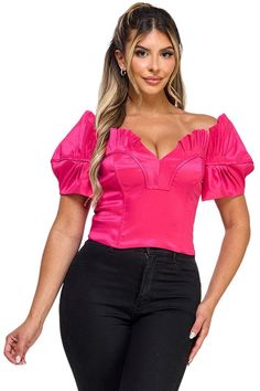 Elevate your summer look with the Perfect Moment Off The Shoulder Top in Pink. The sweetheart neckline adds a flirty touch to this must-have piece. Perfect for any occasion, this top is sure to become a favorite. 50% Polyester 45% Polymide 5% Spandex Fitted Top For Date Night In Summer, Fitted Top For Summer Date Night, Flirty Fitted Summer Tops, Chic Tops With Sweetheart Neckline For Date Night, Fitted Flirty Summer Top, Summer V-neck Fitted Blouse, Feminine Summer Top For Date Night, Trendy Sweetheart Neckline Tops For Spring, Flirty Tops For Summer Date Night