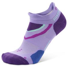 Ideal for runners who experience hot spots and feet that tend to over-heat, the Balega UltraGlide No Show socks feature a lightweight construction and strategic protective cushioning. Engineered with friction free yarn and   Drynamix moisture yarn, the socks help keep feet cool and dry, minimizing friction and resulting in better blister prevention. Balega Socks, Softball Helmet, Lacrosse Cleats, Running Spikes, Hockey Clothes, Free Yarn, Running Sandals, Casual Bottoms, Football Logo