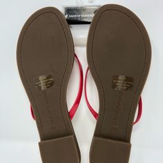 Casual Red Leather Flip Flops, Red Leather Casual Flip Flops, Adjustable Red Flip Flops, Adjustable Red Open Toe Flip Flops, Red Slip-on Flip Flops For Spring, Red Flat Flip Flops For Spring, Red Open Toe Flip Flops For Spring, Red Leather Flip Flops For Vacation, Red Toe Post Flip Flops For Spring