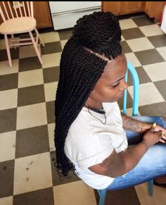 Wow love it! Hair Styles Crochet, Diy Crochet Hairstyles, Crochet Senegalese Twist, Senegalese Twist Crochet Braids, Senegalese Twist Crochet Hair, Pretty Braids