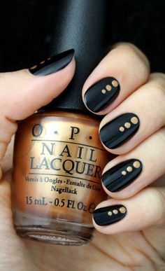 GEOMETRIC NAIL ART IDEAS – OSTTY Dot Nail Designs, Nagellack Trends, Geometric Nail Art, Short Gel Nails, Nail Art For Beginners, Black Nail Art, Gold Nail, Geometric Nail, Dots Nails