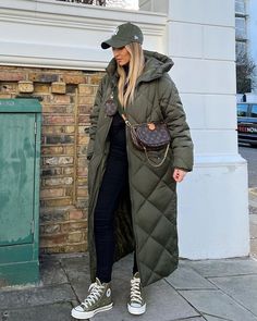 Top 35 Instagram influencer outfits round-up Parka Outfit Winter, Freya Killin, Green Jacket Outfit, Long Winter Jacket