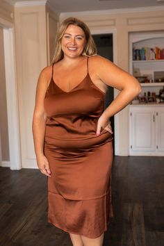 brown plus size silk midi dress from Amazon styled by size 14 influencer Brown Plus Size Dress, Brown Dress Plus Size, Plus Size Silk Dress, Plus Size Slip Dress, Satin Slip Dress Outfit, Plus Size Goth Clothes, Satin Dress Outfit