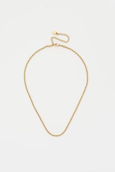 The latest versatile piece your jewelry box has been searching for. Handcrafted within a gold bonded chain originating a classy feel to the hottest trends. The chain itself creates an intricate rope design accentuating a modern technique to your upscale vibes. Waterproof💧💧💧 Stainless Steel 18K Gold Hypoallergenic Nickel Free Size:16" + 3" Extender Metal Link Rope Chain Jewelry, Minimalist Metal Jewelry With Rope Chain, Minimalist Metal Rope Chain Jewelry, Minimalist Rope Chain Link Jewelry, Metal Rope Chain Necklace, Gold Metal Rope Chain Necklace, Gold-plated Rope Chain Necklace, Minimalist Gold Rope Chain Necklace, Elegant Gold Adjustable Rope Chain Necklace