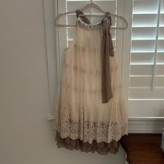 Lace Boutique Dress. New With Tags. Size Small. Beige Flowy Mini Dress For Garden Party, Spring Party Dress In Neutral Color, Spring Neutral Party Dress, Sleeveless Neutral Party Dress, Neutral Sleeveless Dress For Party, Neutral Sleeveless Party Dress, Chic Taupe Dress For Summer, Chic Taupe Summer Dress, Chic Taupe Dresses For Day Out