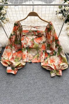 Material: Polyester,SpandexGender: WOMENCollar: Square CollarDress Patterns: PulloverDecoration: BowSleeve Length(cm): Full Size (cm): Length Bust Sleeve Waist One Size 40 80-90 60 60-70 Ladies Fashion Casual, Lantern Sleeve Top, Beach Vintage, Vintage Blouse, Sleeves Top, Floral Print Blouses, Woman Beach, Pink Blouse, Print Blouse