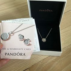 Brand New. Life Necklace. Diamonds. Silver. With Box And Papers. Perfect For Everyday Or A Gift. Pandora Mom, Pandora Family, Pandora Purple, Pandora Pave, Pandora Rose Gold, Pandora Earrings, Pandora Blue, Jewelry Pandora, Necklace For Girls