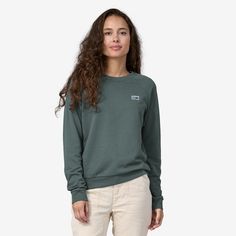 Patagonia Women's Regenerative Organic Certified™ Cotton Essential Crew Casual Raglan Sleeve Sweatshirt For Everyday, Casual Everyday Sweatshirt With Raglan Sleeves, Casual Long Sleeve Sweats In Organic Cotton, Basic Everyday Fleece Sweatshirt, Organic Cotton Sweats For Everyday Fall Wear, Everyday Fall Sweats In Organic Cotton, Everyday Organic Cotton Sweats For Fall, Casual Organic Cotton Sweats For Everyday, Everyday Fleece Sweater With Crew Neck