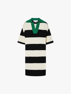 MO&Co. Women's Contrast Collar Striped Dress Unique and stylish in design, this dress features a contrasting polo collar that creates a strong visual contrast with the body. The main part adopts a bold and eye-catching wide stripe pattern, which stretches the overall lines. The loose tailoring design makes it easy to accommodate various body shapes, and the just right mini length not only retains the playfulness and vitality of women, but also is stable and generous, making it easy to control wh