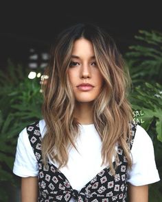 24 Adorable Medium Length Haircut to Shine  #Hairstyles Shaggy Bob Hairstyles, 2019 Hairstyles, Long Bobs, Hairstyles Bob, Shaggy Bob, Midlength Haircuts, Winter Hair Color, Bob Hair, Balayage Brunette