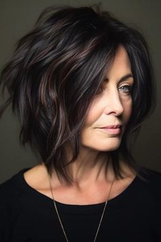 10 Chic Hairstyles for Medium Length Hair: Your Ultimate Guide Choppy Long Bob Hairstyles, Shag Bangs Short Hair, Edgy Shoulder Length Hair, Middle Part Haircuts, Mom Hairstyles Short, Gray Haircut, Fall Bob, Dark Bob, Angled Hair