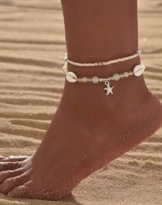 Shell Jewelry Bracelets, Beach Jewelry Bracelets, Beach Anklets Diy, Cute Beaded Anklets, Summer Beaded Anklets, Summer Jewellery Aesthetic, Cute Beach Jewelry, Beach Jwellery, Summer Anklets Diy