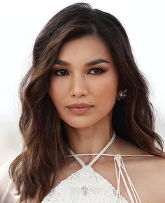 Gemma Chan Hair, Daytime Smokey Eye, Alba Galocha, Amanda Crew, Rich Brown Hair, Elodie Yung, Anne Curtis, Honey Balayage, Clara Alonso