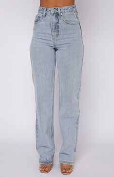 The On Replay Jeans Ice Blue. Head online and shop this season's latest styles at White Fox. Express delivery and AfterPay available. Trendy Teen Jeans, Cute Jeans Tight, Fox Top, High Rise Straight Leg Jeans, Replay Jeans, Jeans Models, Trendy Outfits For Teens, Silver Button, Cute Preppy Outfits