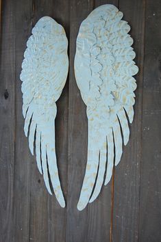 Grey & gold wings - The Vintage Artistry Shabby Chic Angel Wings, Angel Wing Crafts, Diy Fairy Wings, Birthday Candle Holder, Angel Wings Wall Decor, Angel Wings Art, Angel Wings Wall, Wing Wall, Ice Sculpture