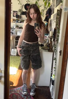 Cute Outfits With Long Shorts, Grunge Y2k Outfits Summer, 90s Summer Grunge Outfit, Alt Summer Clothes, Summer Clothes Grunge, Emo Summer Fits, Grunge Jorts Outfits, Marceline Aesthetic Outfits, Midwest Emo Summer Outfits