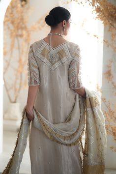 Nikkah Look, Tailor Design, Traditional Mehndi, Best Indian Wedding Dresses, Mint Shirt, Kurta Designs Women, Designer Party Wear Dresses, Stylish Dresses For Girls