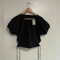 Nwt Madewell Cutout Croptop Embroidered Poplin Puff-Sleeve Side Tie Black Size M Cutout Croptop Embroidered Poplin Puff-Sleeve Side Tie Elasticized Jewel Neckline Buttons At The Back Cotton Boxy Crop Top, Vest Crop Top, Cropped Long Sleeve Top, Puff Sleeve Crop Top, Wrap Crop Tops, Chambray Top, Cropped Vest, Small Crop Tops, Jewel Neckline